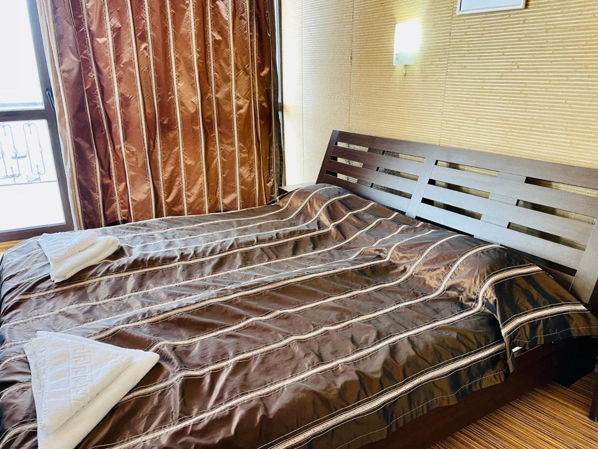 At The American'S Hotel Pomorie Esterno foto