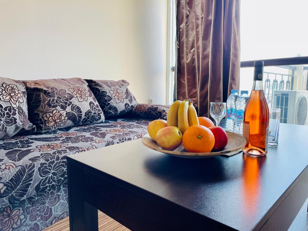 At The American'S Hotel Pomorie Esterno foto
